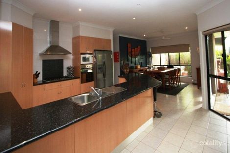 Property photo of 4 Highcrest Circuit Molendinar QLD 4214