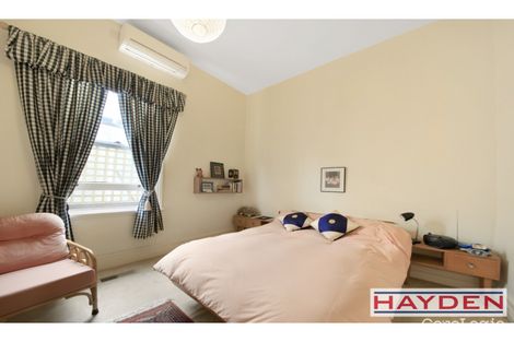 Property photo of 14 Fairbairn Road Toorak VIC 3142