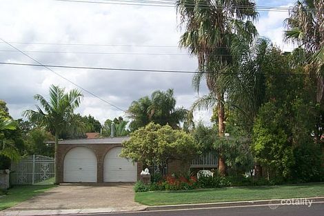 Property photo of 11 Lance Drive Flinders View QLD 4305