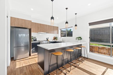 Property photo of 35 Eastern View Drive Eastwood VIC 3875