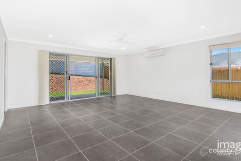 Property photo of 24 Soho Drive Deebing Heights QLD 4306
