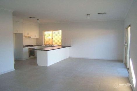Property photo of 2/13 Myponga Terrace Broadview SA 5083