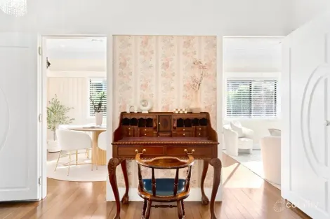 Property photo of 16 White Avenue Coorparoo QLD 4151