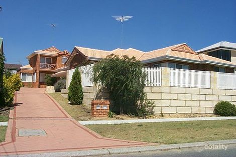 2/30 Corbett St, Scarborough, WA 6019