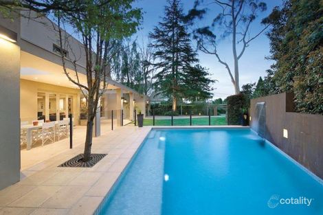 Property photo of 10 Crown Road Ivanhoe VIC 3079