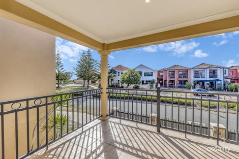 Property photo of 30 Village Mews Wannanup WA 6210
