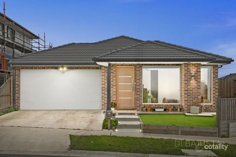 Property photo of 18 Sparrowhawk Drive Beveridge VIC 3753
