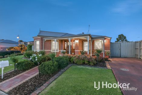 Property photo of 27 Lorikeet Drive Berwick VIC 3806