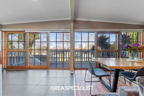 Property photo of 11 Gardenia Street Pakenham VIC 3810