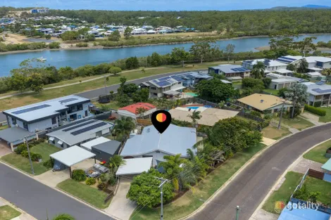 18 Alexander St, Boyne Island, QLD 4680