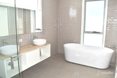 Property photo of 14 Curlewis Street Gledswood Hills NSW 2557