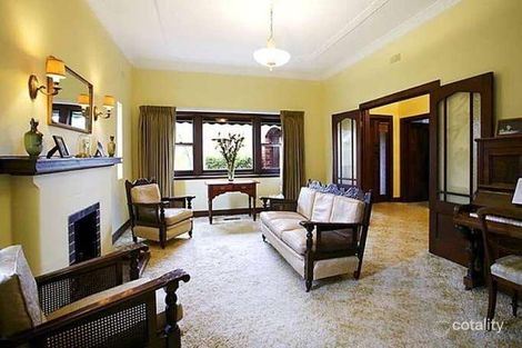 Property photo of 2 Montana Street Glen Iris VIC 3146