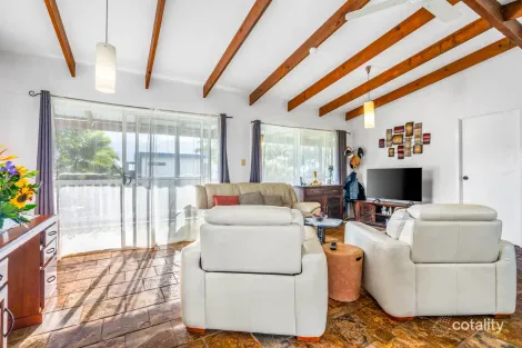 Property photo of 49 Canaipa Point Drive Russell Island QLD 4184