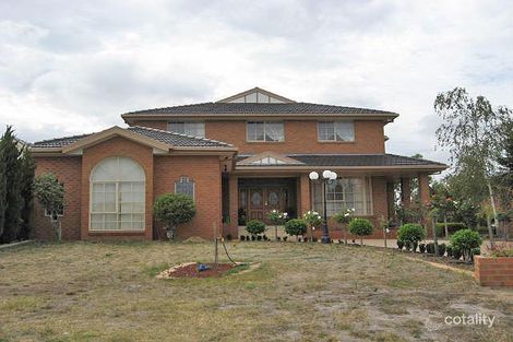 16 Newell Cl, Taylors Lakes, VIC 3038