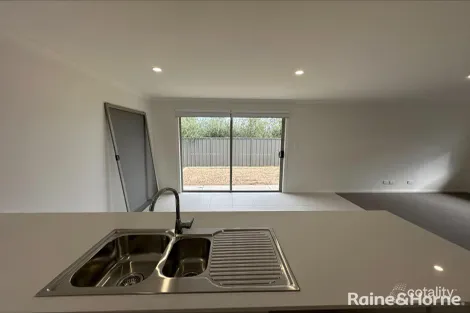 Property photo of 41 Barritt Road Munno Para Downs SA 5115