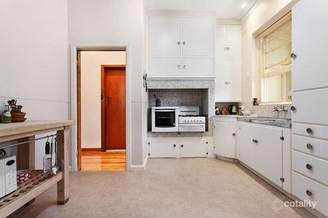 Property photo of 947 Riversdale Road Surrey Hills VIC 3127