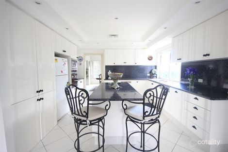 Property photo of 8 Parkcrest Place Kenthurst NSW 2156