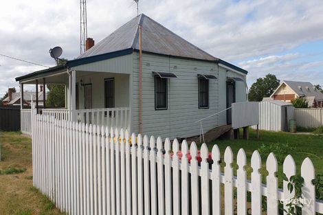 Property photo of 51 Griffin Avenue East Tamworth NSW 2340