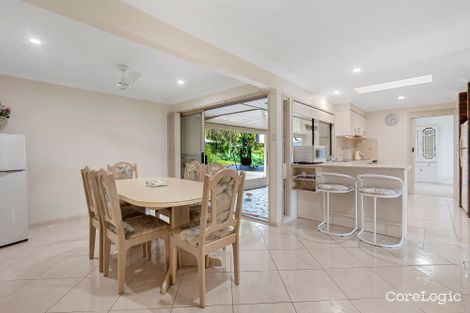 Property photo of 35 Yorkshire Crescent Mount Warren Park QLD 4207