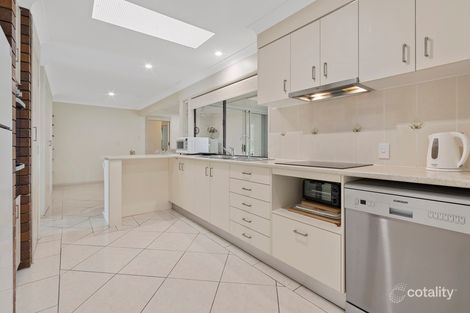Property photo of 35 Yorkshire Crescent Mount Warren Park QLD 4207