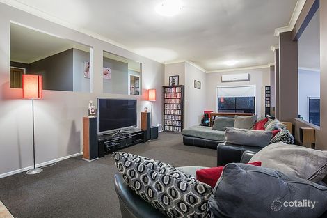 Property photo of 20 Bonin Close Pacific Pines QLD 4211