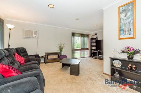 Property photo of 1 Mullin Court Cranbourne VIC 3977