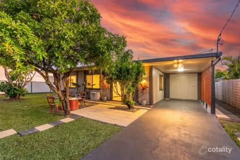 12 Walnut Cl, Manoora, QLD 4870