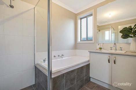 Property photo of 1/42 Hotham Circuit Thurgoona NSW 2640