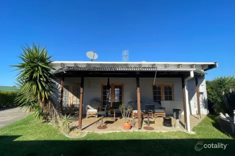 16 Merlin Dr, Urangan, QLD 4655