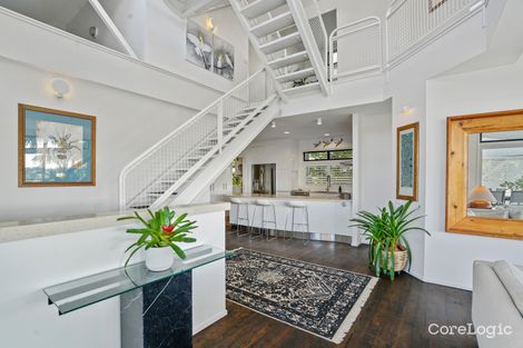 Property photo of 17 Vantage Point Drive Burleigh Heads QLD 4220