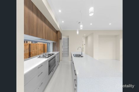 Property photo of 15 Brooking Rise Ripley QLD 4306