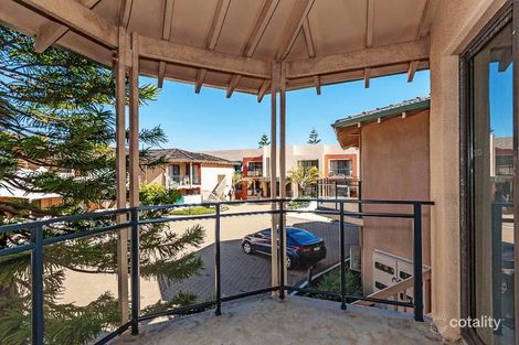 119/1 Padbury Cir, Sorrento, WA 6020