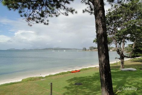 Property photo of 4/29-31 Soldiers Point Road Soldiers Point NSW 2317