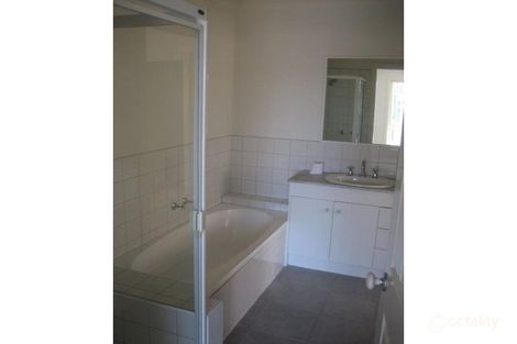 Property photo of 28 Boadle Road Bundoora VIC 3083