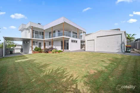 Property photo of 30 Emerald Drive Diamond Beach NSW 2430