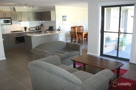 Property photo of 8 Mayoh Place Young NSW 2594