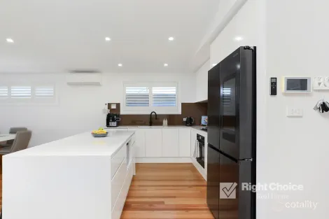 Property photo of 39 Elizabeth Circuit Flinders NSW 2529