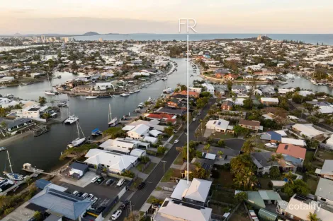 Property photo of 2/22 Adelong Crescent Buddina QLD 4575