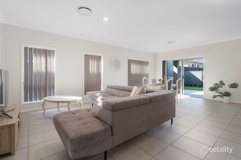 Property photo of 32 Pascoe Street Spring Farm NSW 2570