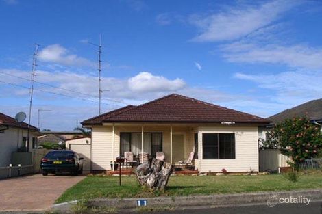 11 Carinmoney Ave, Warilla, NSW 2528