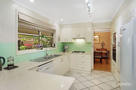 Property photo of 10 Natalie Close Tenambit NSW 2323