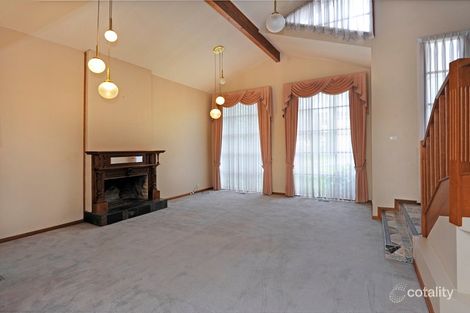 Property photo of 13 Wakefield Place Templestowe VIC 3106