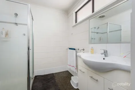 Property photo of 4/283 Weidner Crescent East Albury NSW 2640