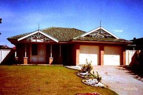 Property photo of 4 Solander Avenue West Hoxton NSW 2171