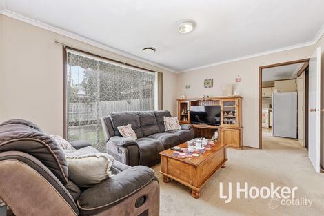 Property photo of 2/25 Bowen Street Cranbourne VIC 3977