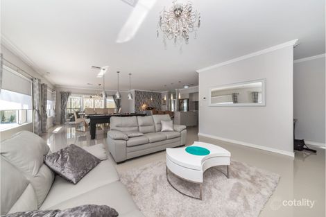 Property photo of 8 Chollerton Way Madora Bay WA 6210