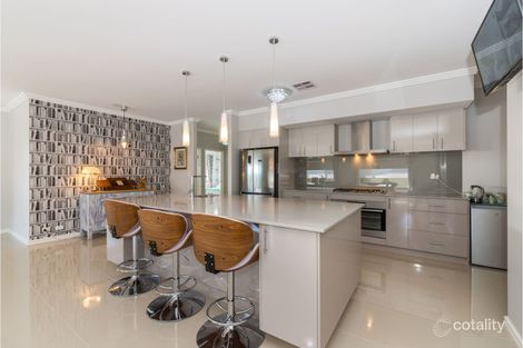 Property photo of 8 Chollerton Way Madora Bay WA 6210