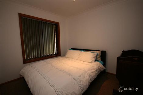 Property photo of 23 Crest Park Parade Queanbeyan West NSW 2620