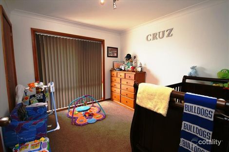 Property photo of 23 Crest Park Parade Queanbeyan West NSW 2620