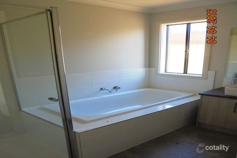 12 Cotton Field Way, Brookfield, VIC 3338